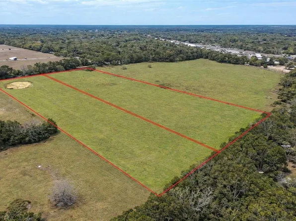 2 NW 222nd St, High Springs, FL 32643