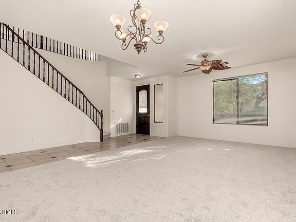 3rd image of 1636 N WILBUR --