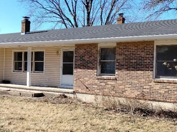 1715 Forum Dr, Rolla, MO 65401