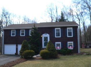 55 Archer Ln, Berkeley Heights, NJ 07922