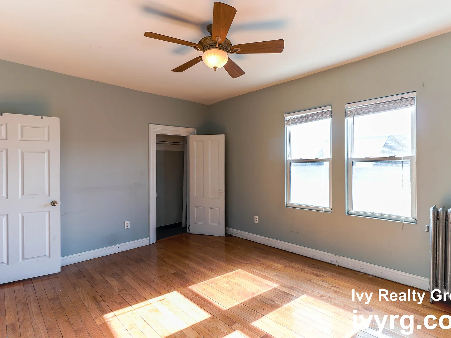 3 bed, 1.0 bath, $3,000 — Photo 3