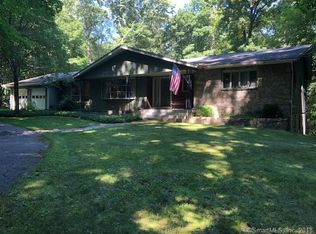 236 Whalehead Rd, Gales Ferry, CT 06335