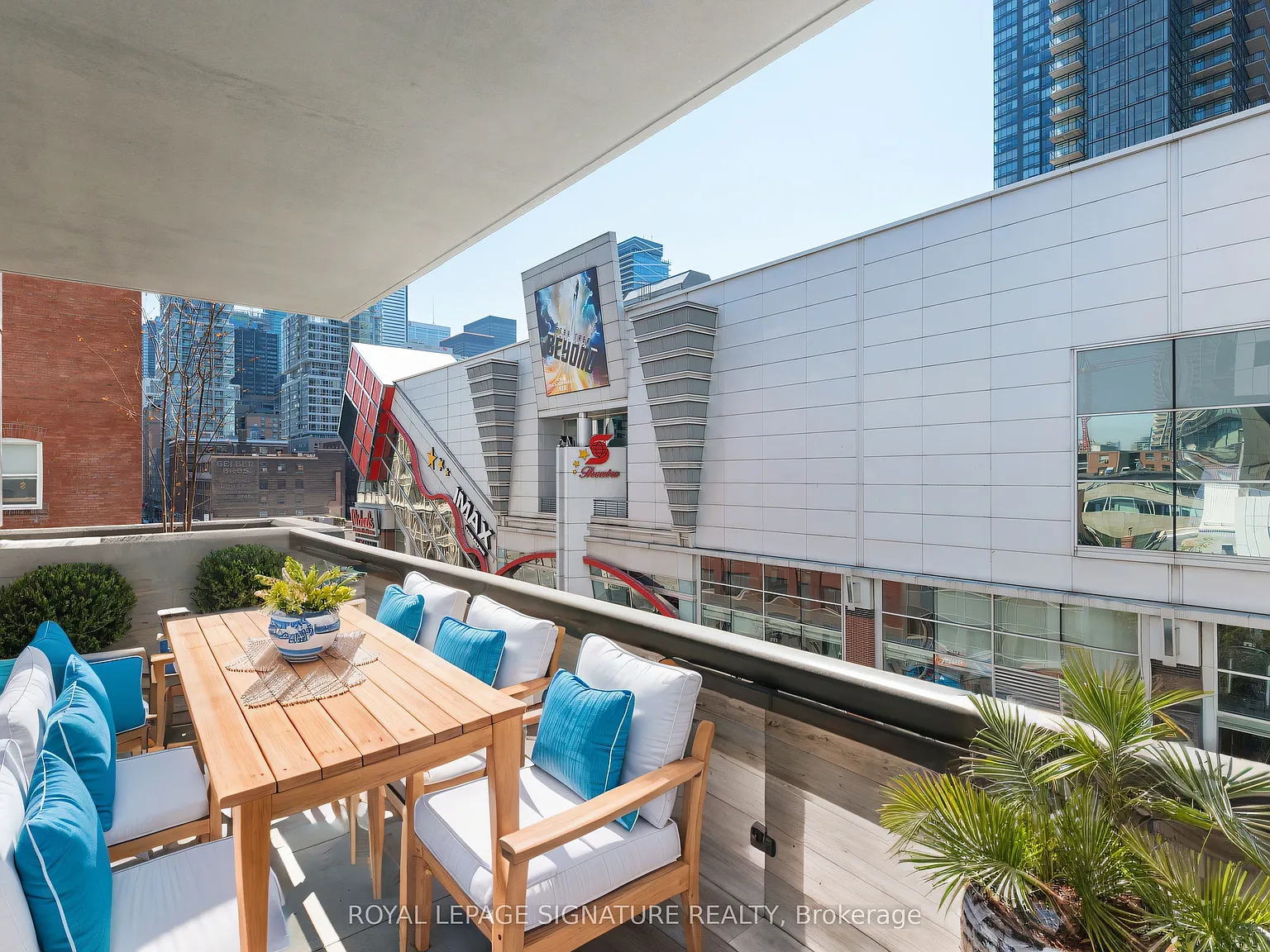 2 bed, $2,500 — Photo 4