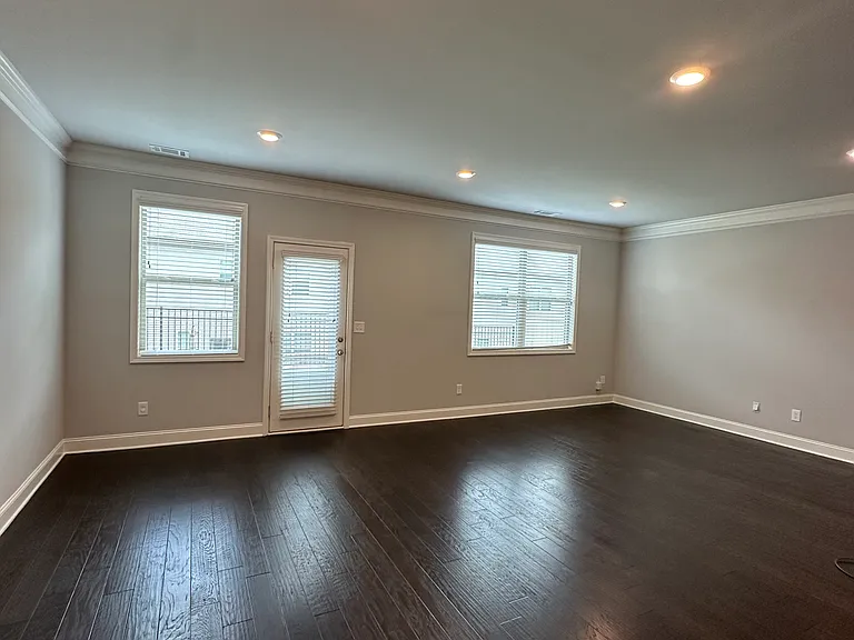 2488 Irwell Way — Photo 6