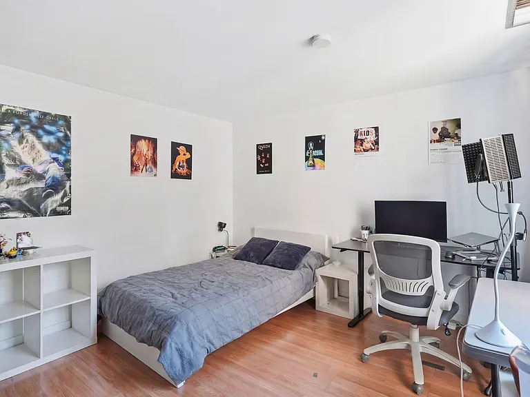 102 Gainsborough St #5E — Photo 6