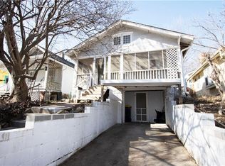 4608 Terrace St, Kansas City, MO 64112