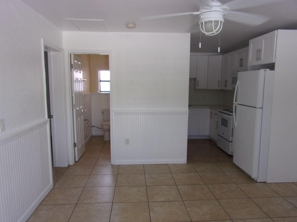 1st image of 101 Caloosa St #5