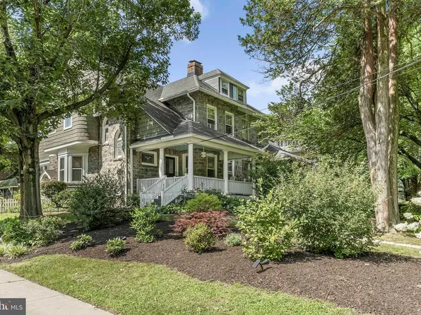 58 E Greenwood Ave, Lansdowne, PA 19050