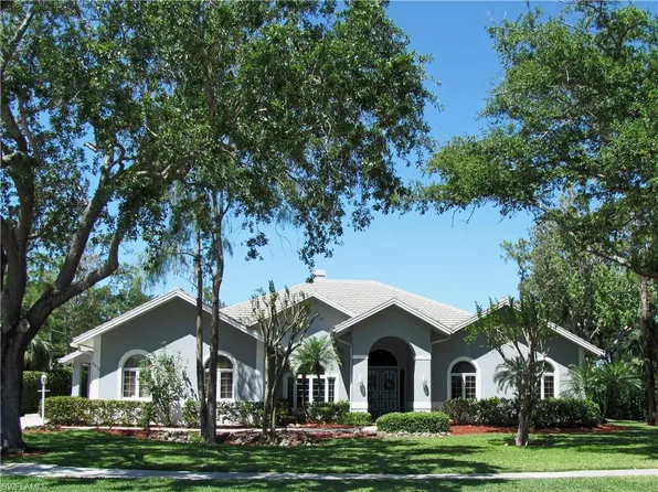 6673 STONEGATE DR, NAPLES, FL 34109