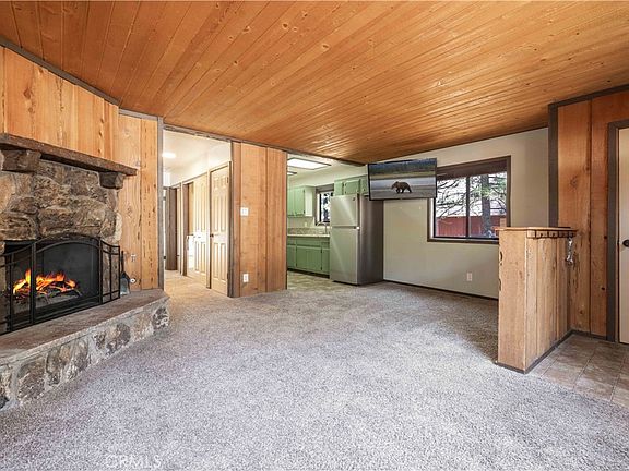 2nd image of 629 Sugarloaf Blvd