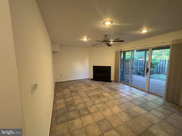 13874 Coleman Ct — Photo 8