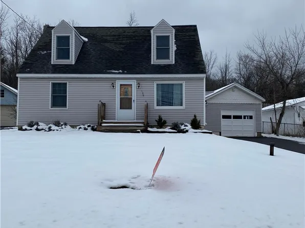 136 Armstrong Rd, Syracuse, NY 13209