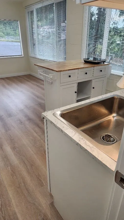 Studio, 250 sqft, $1,000 — Photo 4