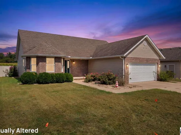 3196 N Pointe Ave, Terre Haute, IN 47805