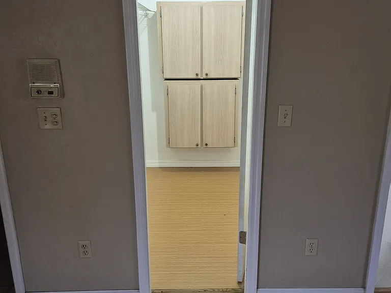 236 Devon St — Photo 11