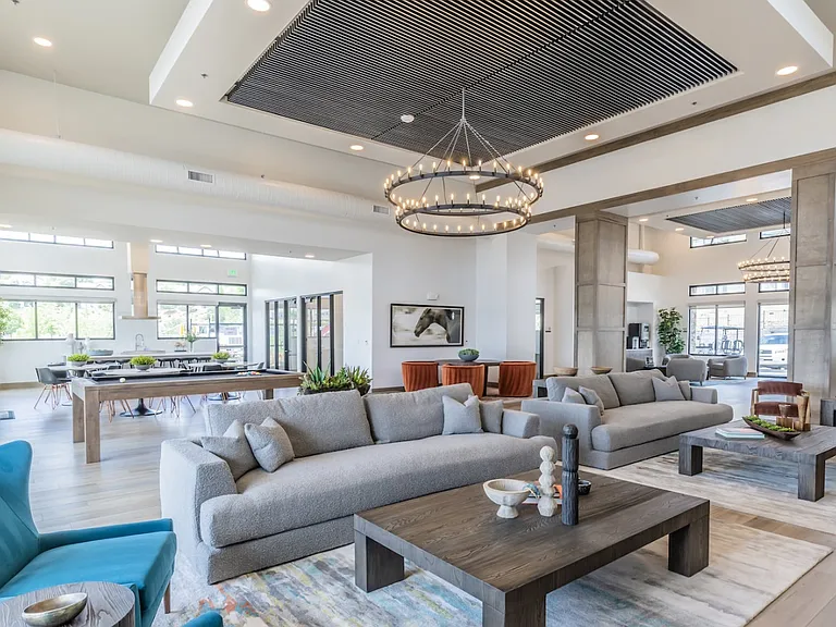 The Retreat Luxury Townhomes — Photo 6