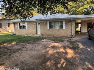 105 N Peterson St, Dumas, AR 71639