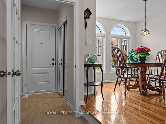 3rd image of 2756 Massicotte Ln