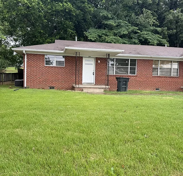 903 Collinwood Ave — Photo 1