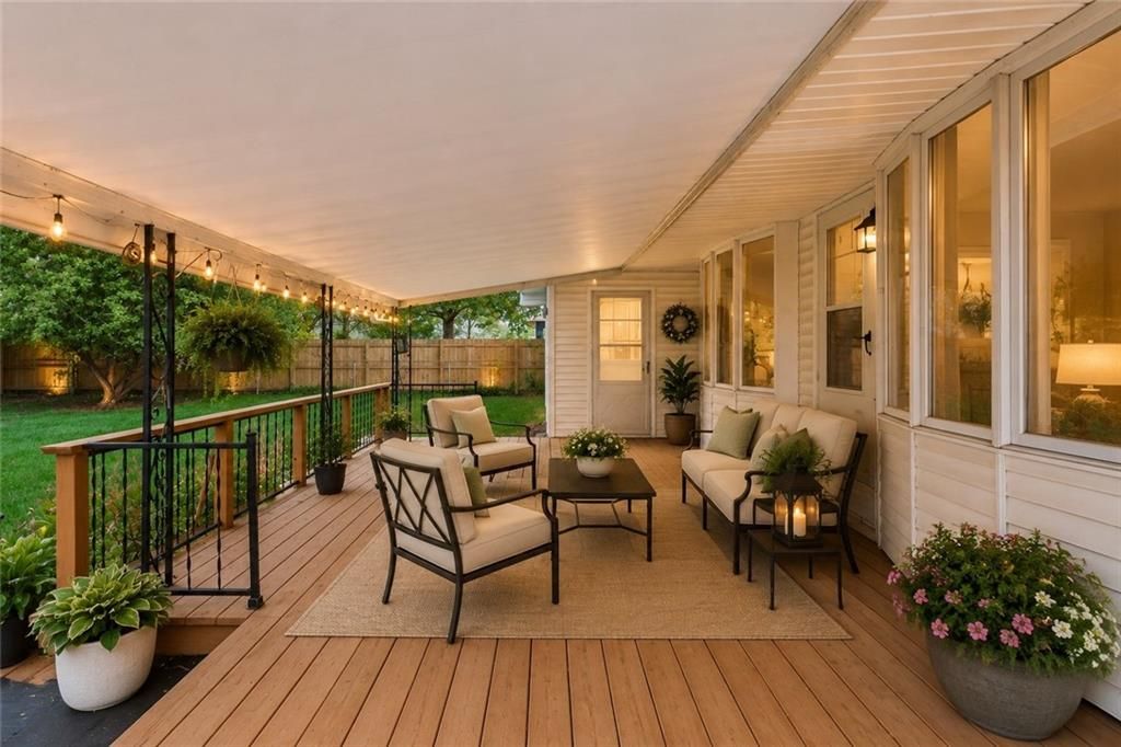 881 E 1st St, Peculiar, MO - View 3