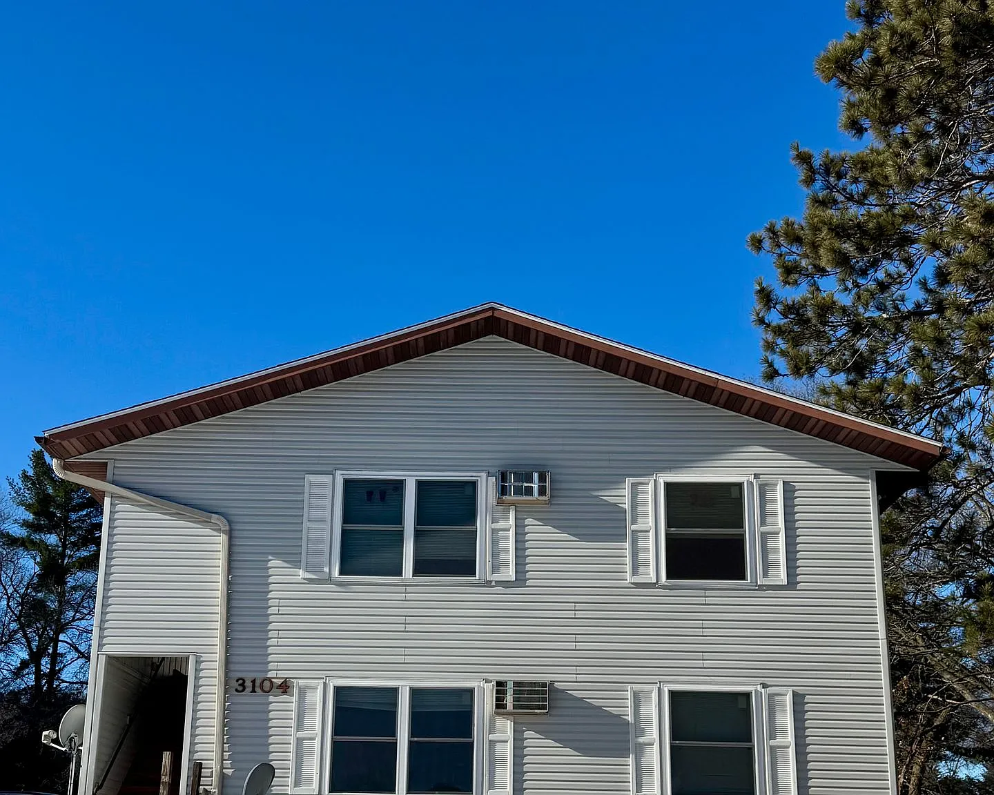 3104 Blakeley — Photo 1
