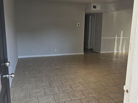 3rd image of 5908 Deer Horn Dr #5908
