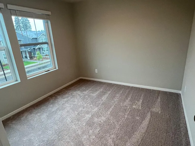 4259 Savannah Loop NE — Photo 14