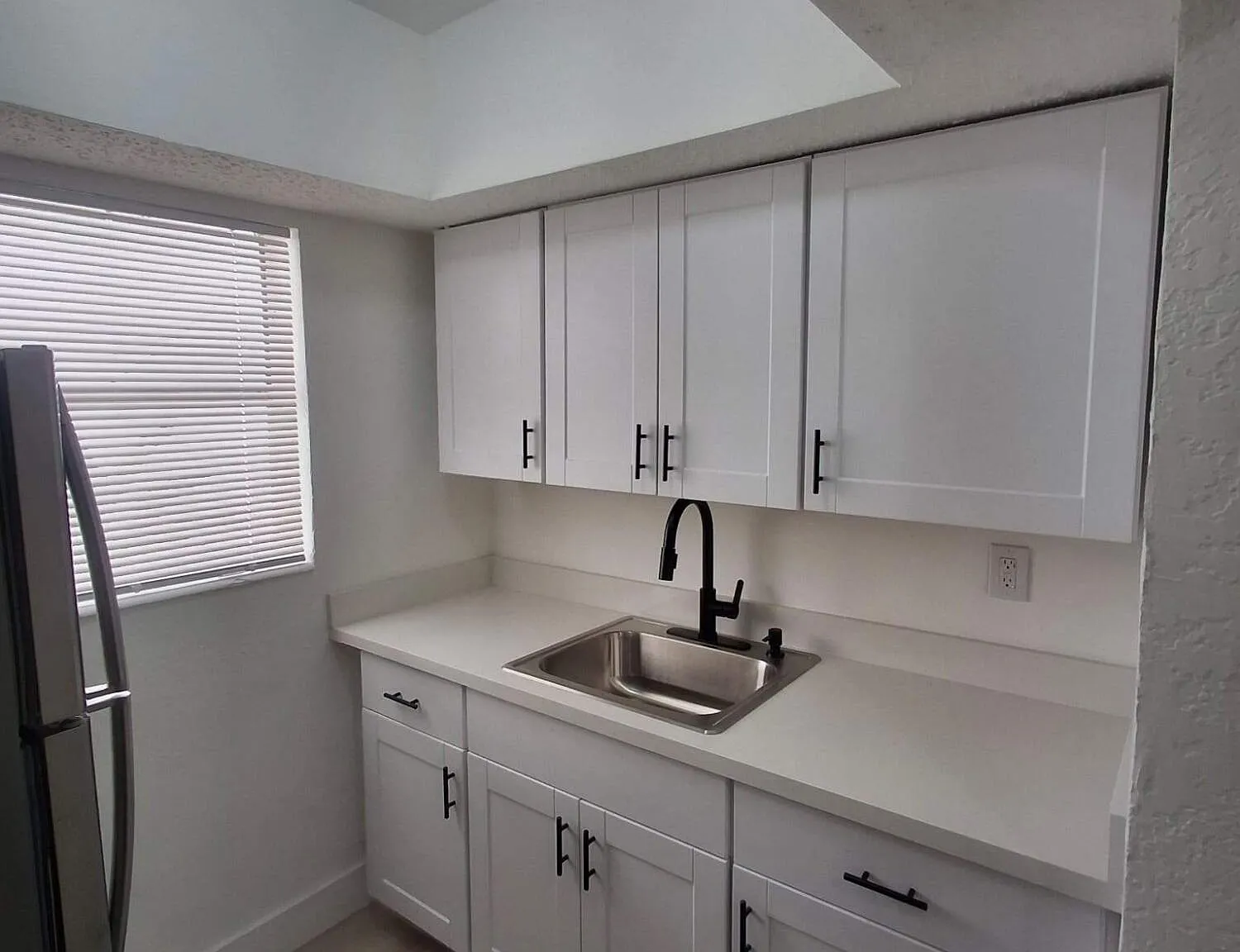 929 NW 3rd Ave — Photo 3