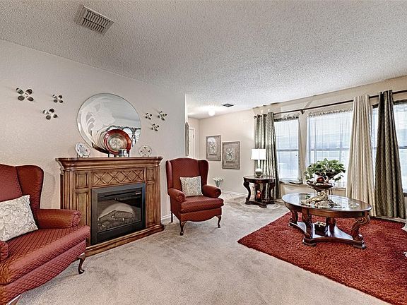 5th image of 524 Capricorn Dr