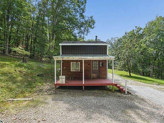 2nd image of 1113 Wickline Rd
