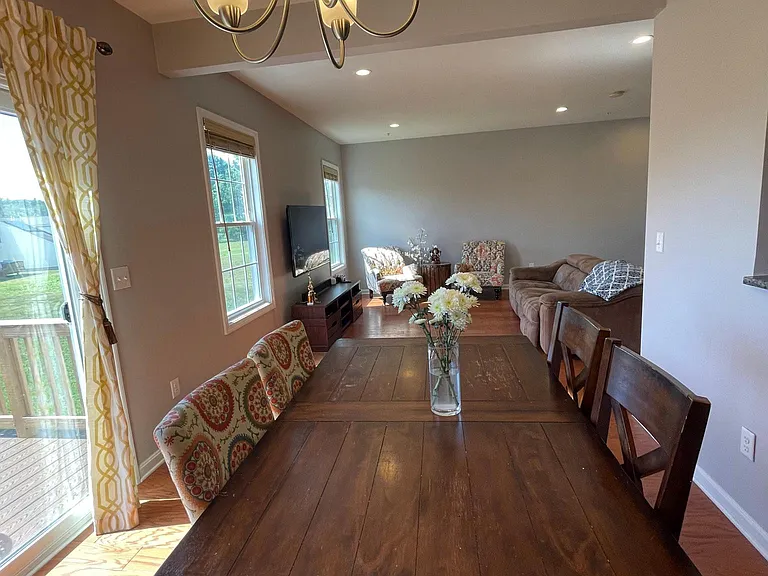 1st Floor Dining area with Sliding door to Patio