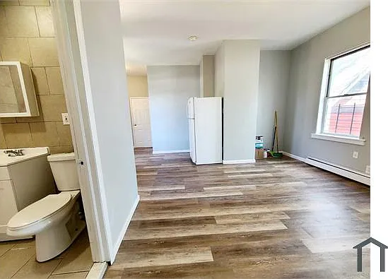812 E 223rd St #2 — Photo 15