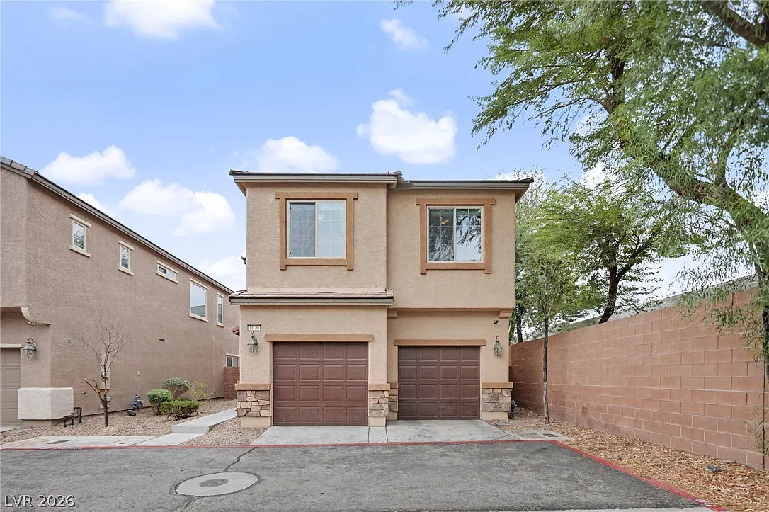 3 bed, 2.5 bath, 1511 sqft, $1,800 — Photo 2
