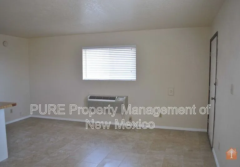 1707 E 23rd St #4 — Photo 4
