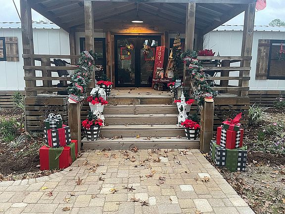 Front porch and entrance