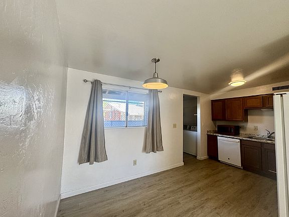 5th image of 2651 N Winstel Blvd