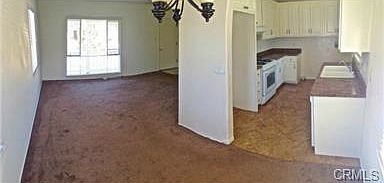 2nd image of 16716 E Gragmont St