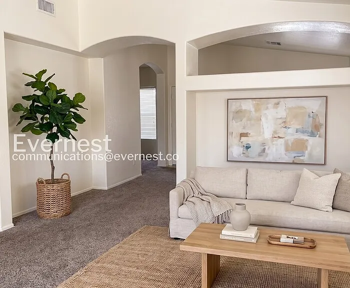 2542 W Sunstar Pl — Photo 3