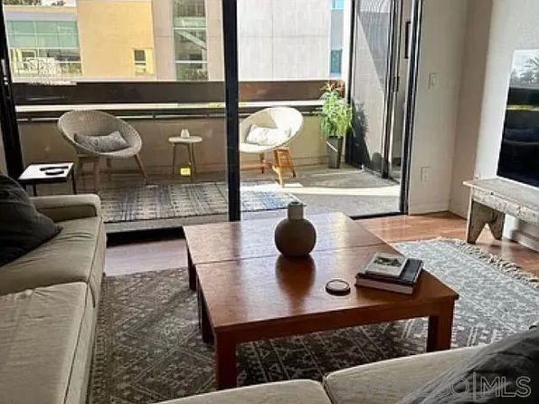 376 Center St Unit 304, Chula Vista, CA 91910
