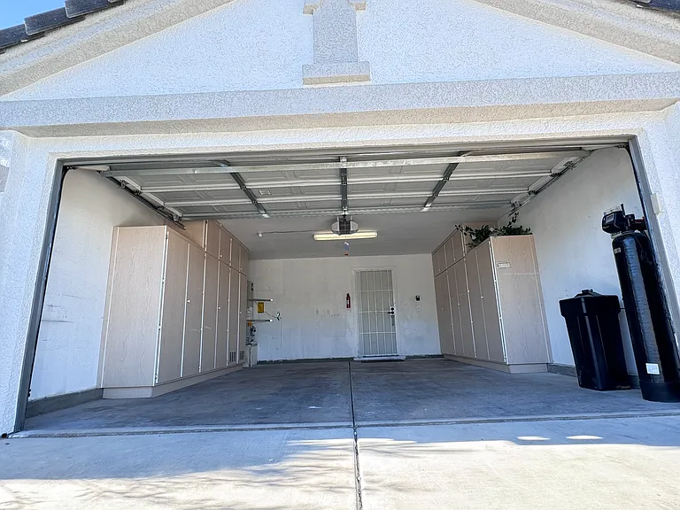 8378 Cool Creek Ave — Photo 10