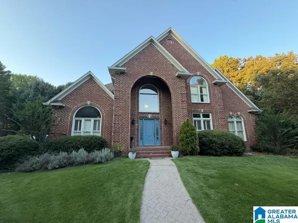 800 Lake Vista Cir, Vestavia, AL 35242