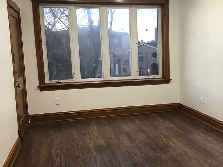 1229 W 31st St #2 — Photo 9
