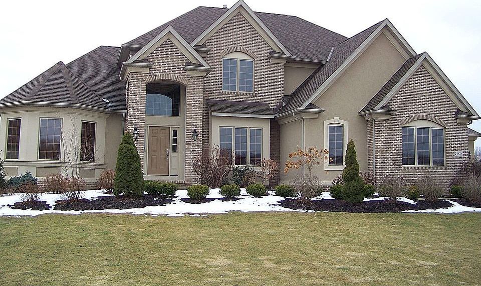 1st image of 24875 River Glen Dr