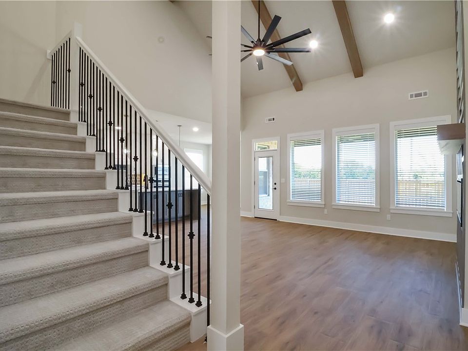1st image of 1840 Momi St