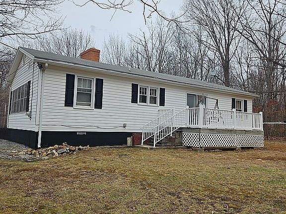 2nd image of 2846 Thoroughfare Rd