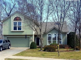 2424 SE 7th Cir, Lees Summit, MO 64063