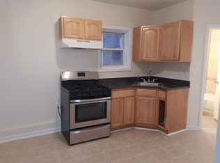 145 Sterling Ave #1R, Jersey City, NJ 07305