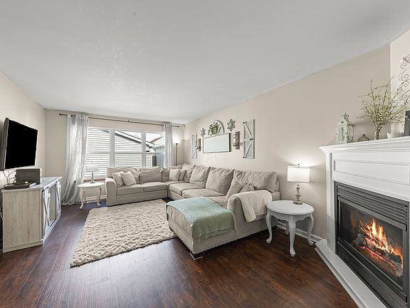5th image of 2024 Grayhawk Dr