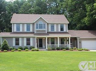 2232 Woodlark Dr, Holland, MI 49424
