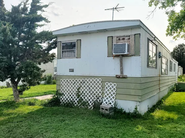 2300 E Philip #22A, North Platte, NE 69101